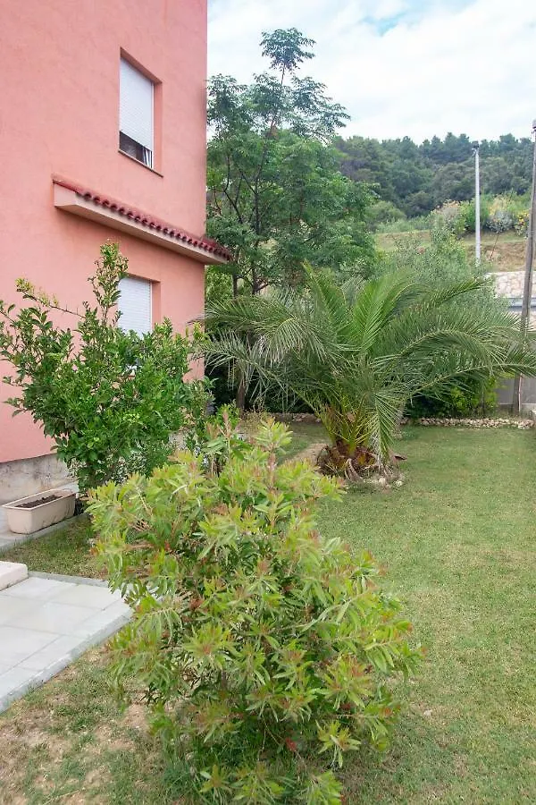Apartments Neda Kampor